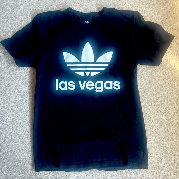 Adidas Las Vegas tee size XS - Picture 1 of 3